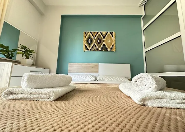 Trea Accomodations - On Private Beach With Sunbed & Umbrella