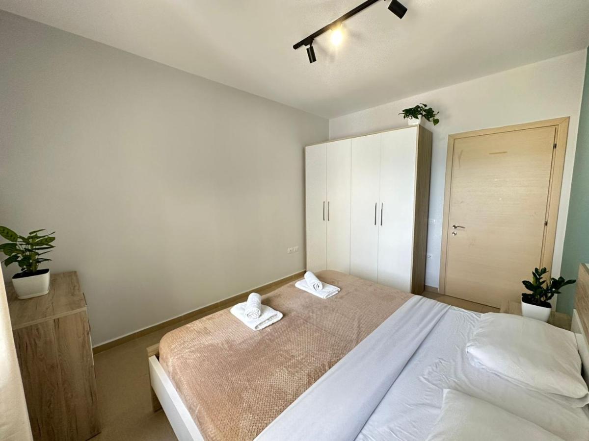 Trea - On Private With Sunbed & Umbrella Apartamento *